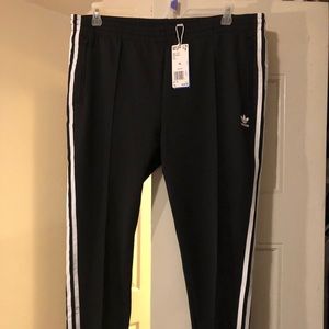 Adidas Superstar Trackpants XL black NWT
